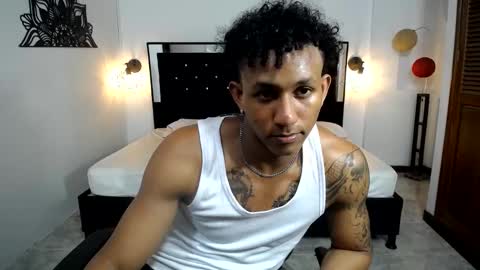 Snapshot of naughty_sebas_ chatting on 02-09-25, 01:00 SEBAS online show from 02-09-25, 01:00