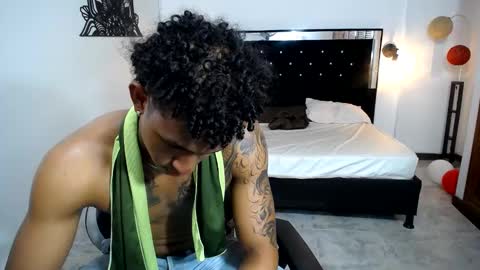 Snapshot of naughty_sebas_ chatting on 02-19-25, 10:09 SEBAS online show from 02-19-25, 10:09