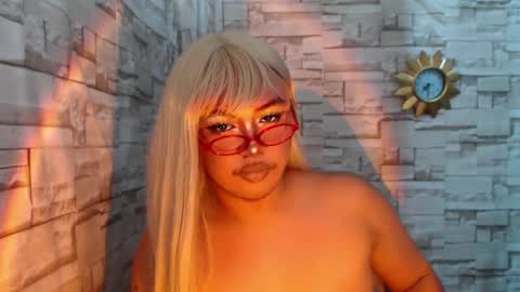 naughty_ursula21xxx online show from 01-28-25, 12:00