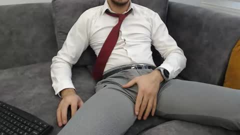 naughty pervert masterboy online show from 01-18-26, 12:20