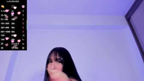 Snapshot of naughtybunnyy_1 chatting on 11-23-25, 12:54 online show from 11-23-25, 12:54