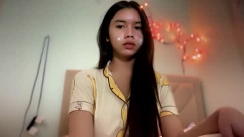 naughtychen18 online show from 06-09-26, 05:52