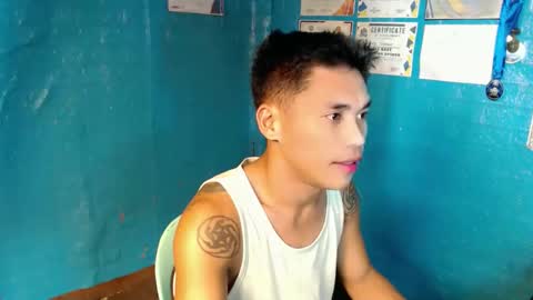 Snapshot of naughtyfuck_boy chatting on 11-02-25, 01:35 naughtyfuck_boy online show from 11-02-25, 01:35