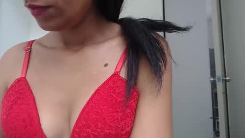 naughtygirl5555555 online show from 12-05-25, 03:41