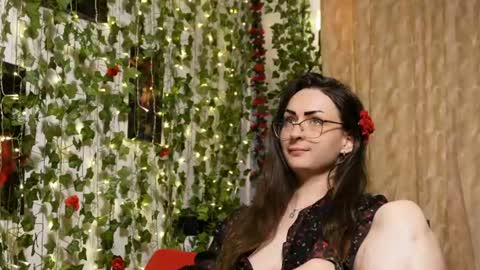 Snapshot of naughtyhomemade17 chatting on 07-16-26, 12:11 Mya Alexya online show from 07-16-26, 12:11
