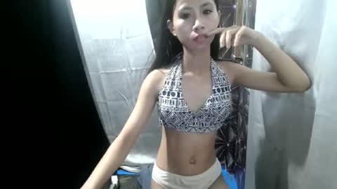 Snapshot of naughtyhot_rica18 chatting on 04-25-26, 12:08 RICA online show from 04-25-26, 12:08