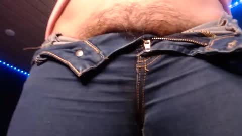 Snapshot of naughtyhotsquirt chatting on 04-21-26, 10:54 Kimberly online show from 04-21-26, 10:54