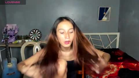 Snapshot of naughtyjanela chatting on 01-19-25, 04:22 naughtyjanela online show from 01-19-25, 04:22