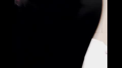 Snapshot of naughtyjenniferxx chatting on 11-04-25, 09:25 Jenny online show from 11-04-25, 09:25