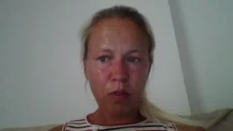 Snapshot of naughtyjennyblondeuk chatting on 06-22-26, 07:00 naughtyjennyblondeuk online show from 06-22-26, 07:00
