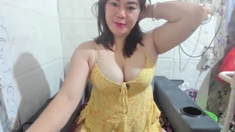 Snapshot of naughtymhavz chatting on 03-09-26, 10:58 marvie mhavz online show from 03-09-26, 10:58