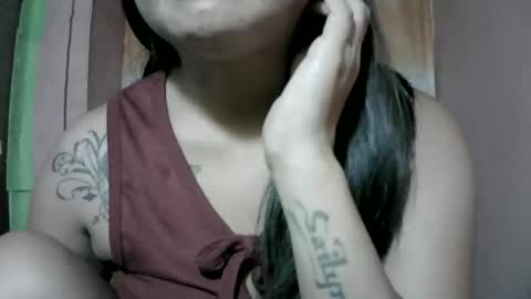 naughtymom_33 online show from 12-20-25, 12:29