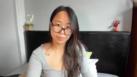 Gigi Chu  online show from 06-17-26, 10:17