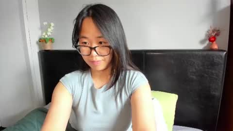 Gigi Chu  online show from 06-21-26, 10:18