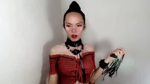 Snapshot of naughtypetiteangel chatting on 09-29-25, 08:41 naughtypetiteangel online show from 09-29-25, 08:41