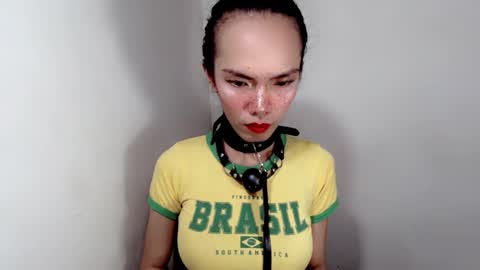 Snapshot of naughtypetiteangel chatting on 11-19-25, 08:58 naughtypetiteangel online show from 11-19-25, 08:58