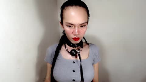 Snapshot of naughtypetiteangel chatting on 11-20-25, 09:31 naughtypetiteangel online show from 11-20-25, 09:31