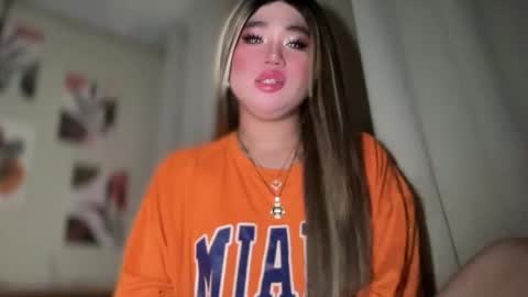 Rose Wilson online show from 12-29-24, 01:38