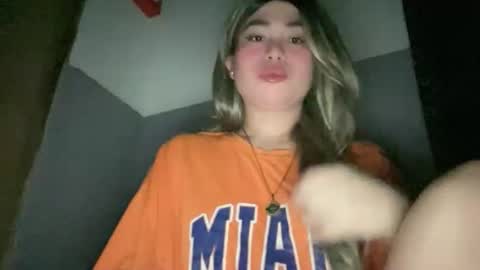 Snapshot of naughtyrosecum chatting on 05-24-26, 04:45 Rose Wilson online show from 05-24-26, 04:45