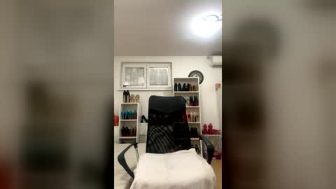 Snapshot of naughtysabine1 chatting on 07-10-26, 10:18 naughtysabine1 online show from 07-10-26, 10:18