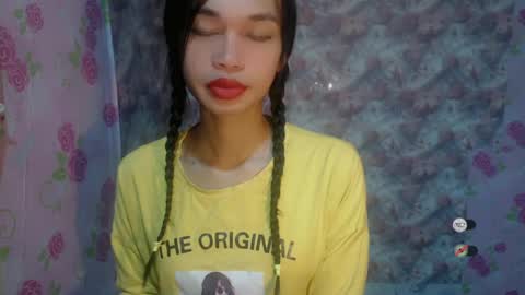 Snapshot of naughtysunshinepinay chatting on 07-14-26, 06:24 Celine online show from 07-14-26, 06:24