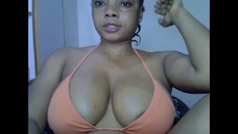 Snapshot of naughtyxcuntx chatting on 06-10-26, 03:44 naughtyxcuntx online show from 06-10-26, 03:44