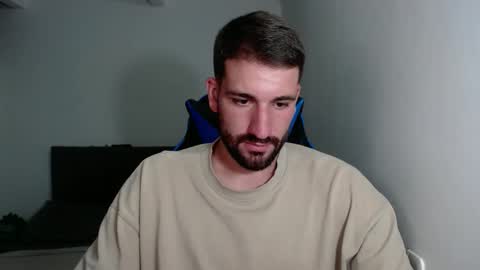 Snapshot of naugthy18boy chatting on 12-10-24, 07:32 Nico online show from 12-10-24, 07:32