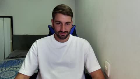 Nico online show from 04-06-26, 07:37