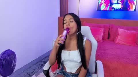 Angela  online show from 09-27-25, 06:24