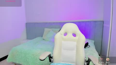 Angela  online show from 10-13-25, 05:46