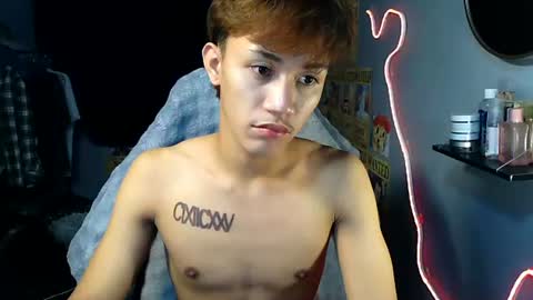 Snapshot of naugthyboyloy chatting on 07-16-26, 05:52 Loy online show from 07-16-26, 05:52