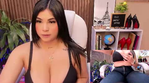 Snapshot of naugthyelli chatting on 07-07-26, 05:28 online show from 07-07-26, 05:28