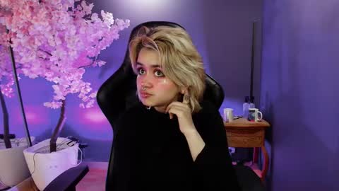 Snapshot of navier__ chatting on 11-05-25, 02:50 Navier online show from 11-05-25, 02:50