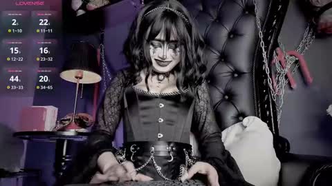 Snapshot of navier__ chatting on 02-26-26, 11:04 Navier online show from 02-26-26, 11:04