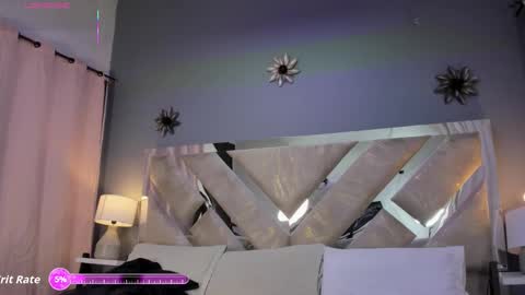 Snapshot of nayara_macherano chatting on 10-15-25, 11:21 nayara_macherano online show from 10-15-25, 11:21