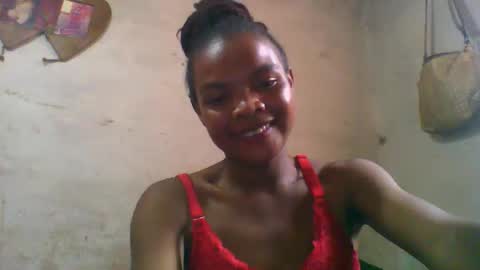 Nayla online show from 02-20-26, 09:32