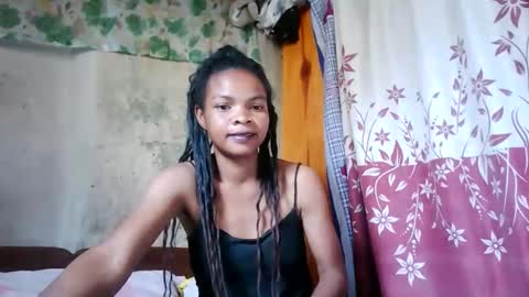 Nayla online show from 06-04-26, 06:52
