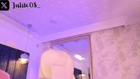 Snapshot of naylapot_ chatting on 01-08-25, 12:15 Juli online show from 01-08-25, 12:15