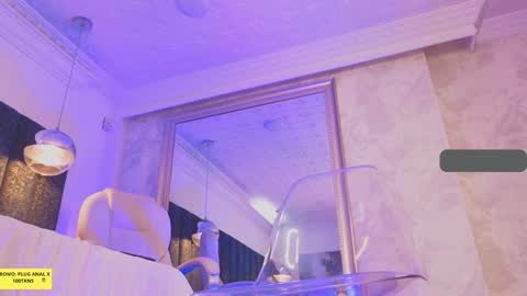 Snapshot of naylapot_ chatting on 01-22-25, 02:14 Juli online show from 01-22-25, 02:14