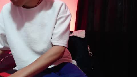 Im Nayton online show from 11-28-25, 11:35