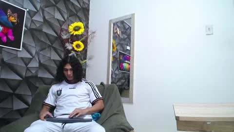 Nazper online show from 12-18-24, 07:41