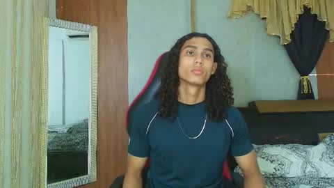 Snapshot of nazper_ chatting on 06-25-26, 06:01 Nazper online show from 06-25-26, 06:01