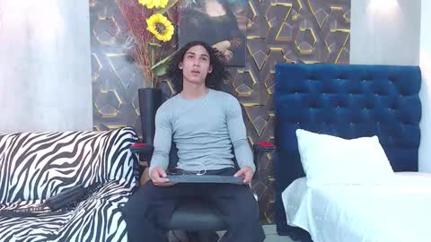 NAZPER online show from 10-19-25, 04:18