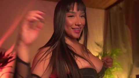 Nefertari online show from 03-04-26, 08:53