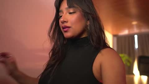 Nefertari online show from 03-29-26, 03:56