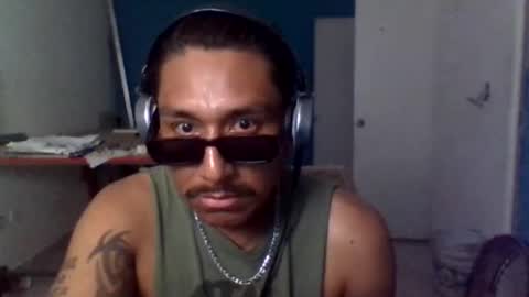 Snapshot of neberhervillalva chatting on 12-17-25, 06:52 neberhervillalva online show from 12-17-25, 06:52