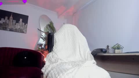 Hellen online show from 02-17-25, 10:14