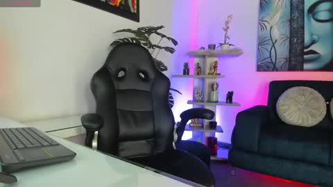 Hellen online show from 09-20-25, 11:44