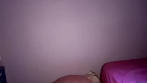 Snapshot of necoleangelou chatting on 03-03-26, 12:00 Emma online show from 03-03-26, 12:00