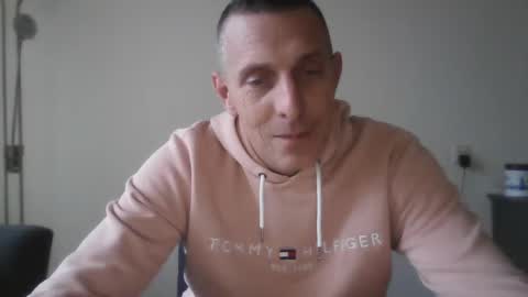 nederland77 online show from 12-28-24, 08:48